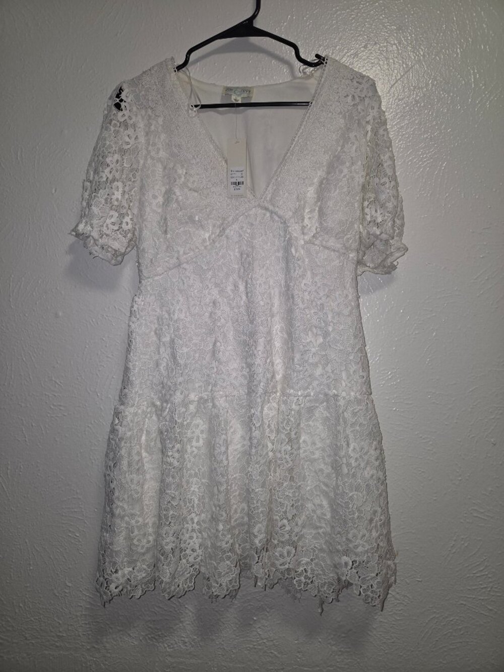 June & Ivy short white flower dress